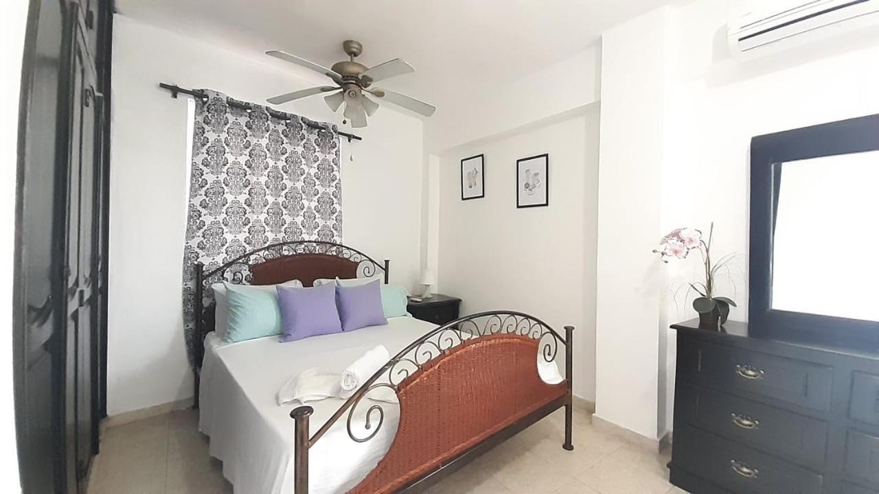 Aparthotel Genova Santo Domingo Buitenkant foto